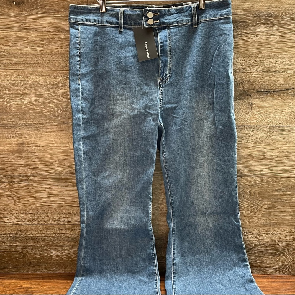 Fashion Nova High Rise Flare Jeans NWT | size 14